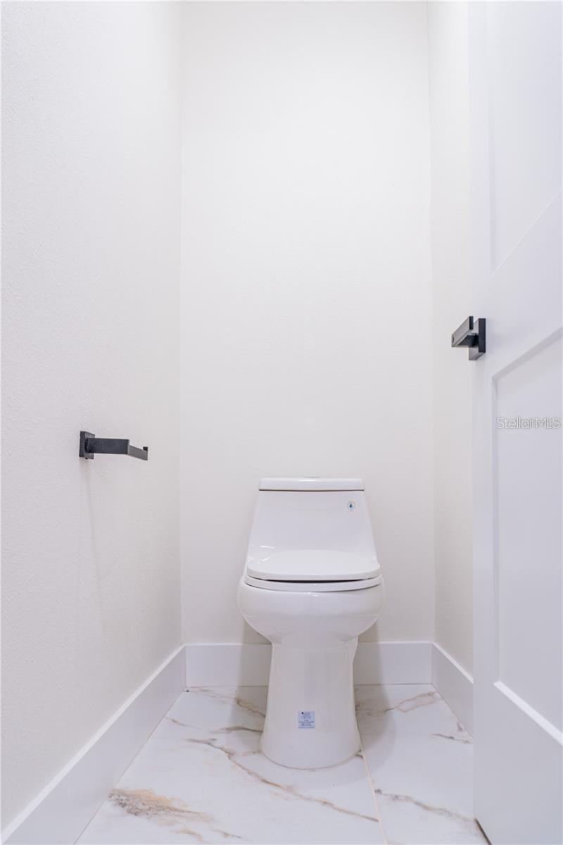 Image 29 of 65 For 5320 2nd Lane