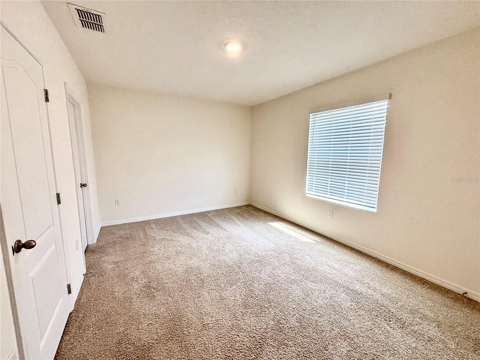 Image 8 of 17 For 401 Feltrim Reserve Boulevard