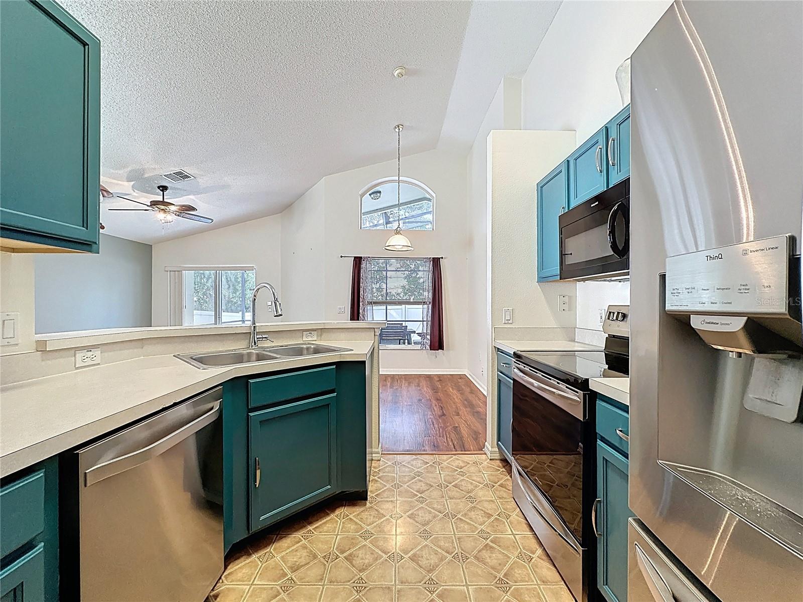 Image 12 of 74 For 2349 Paulette Drive