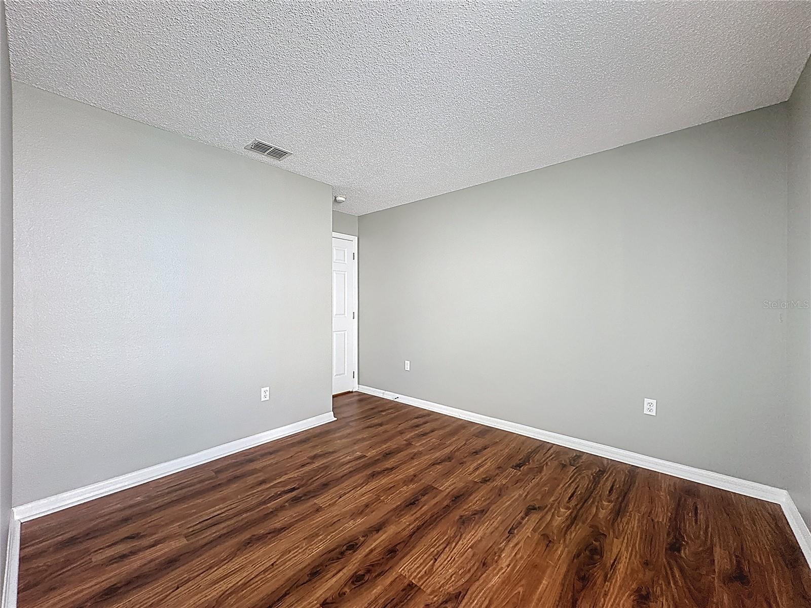 Image 21 of 74 For 2349 Paulette Drive