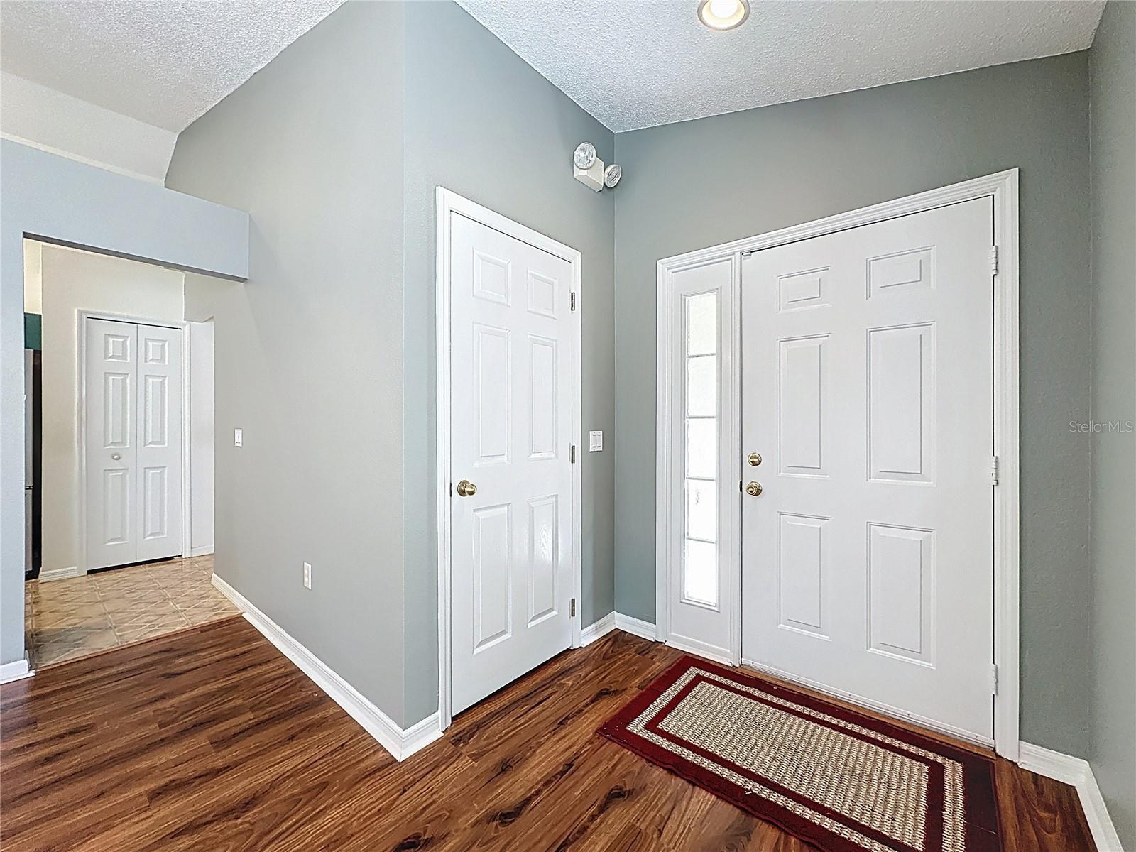 Image 3 of 74 For 2349 Paulette Drive