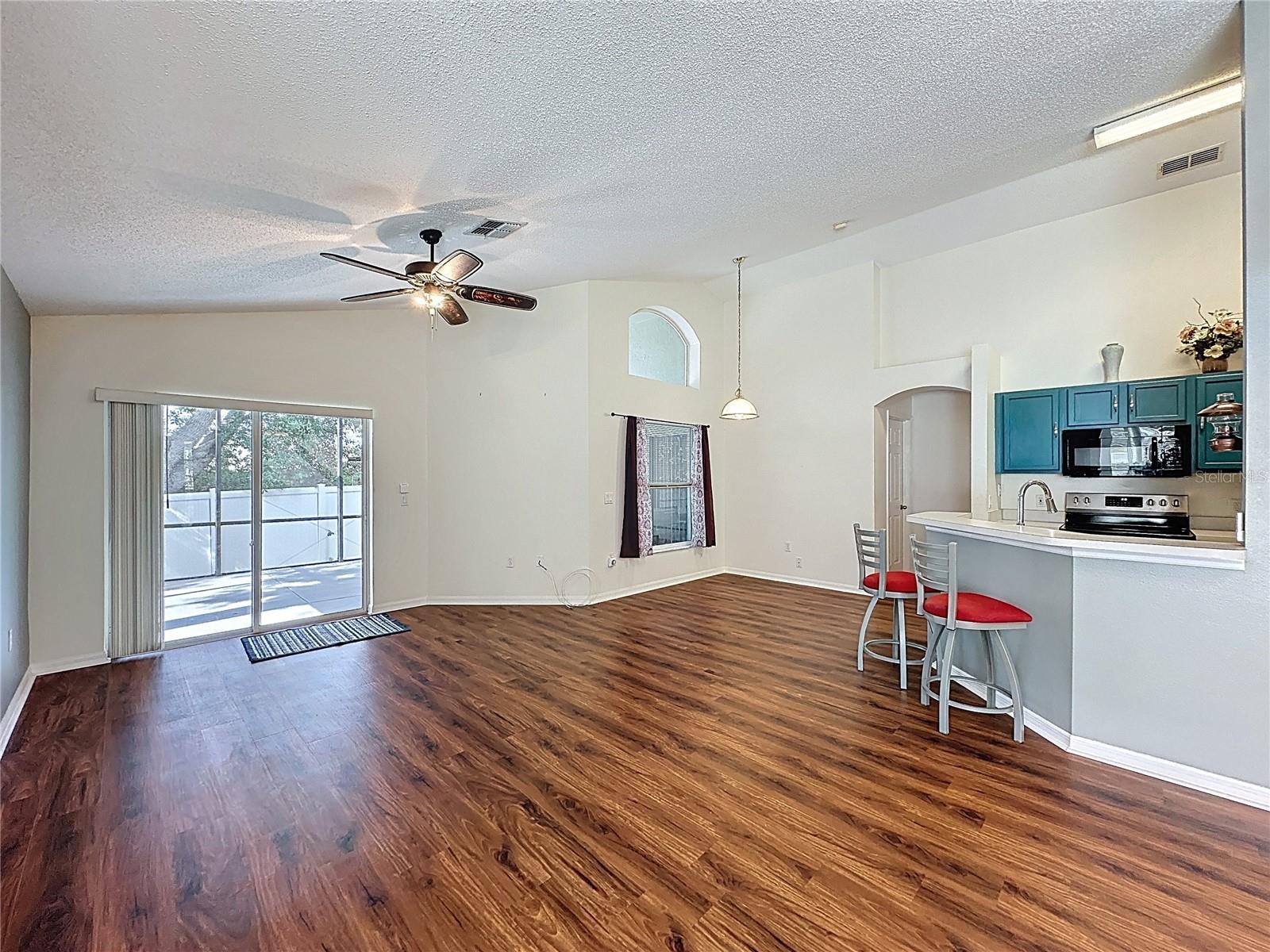 Image 6 of 74 For 2349 Paulette Drive