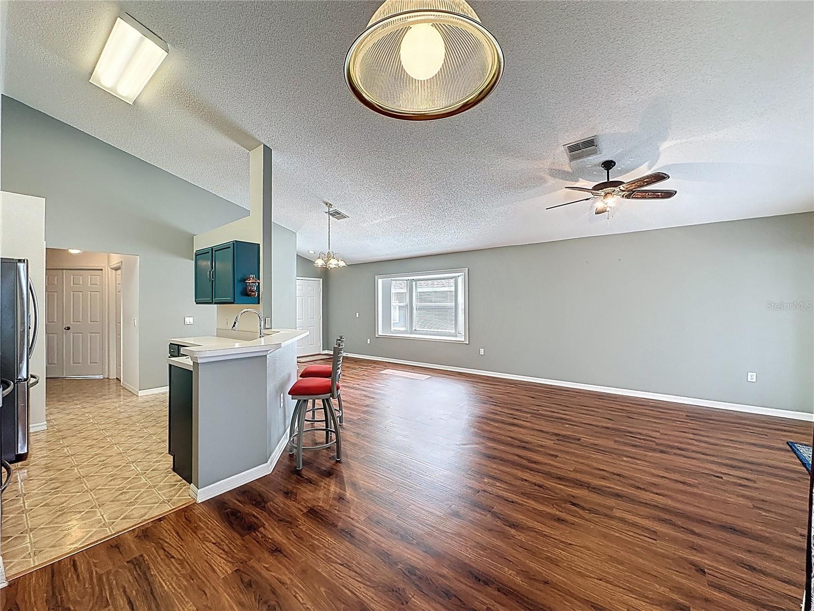 Image 9 of 74 For 2349 Paulette Drive