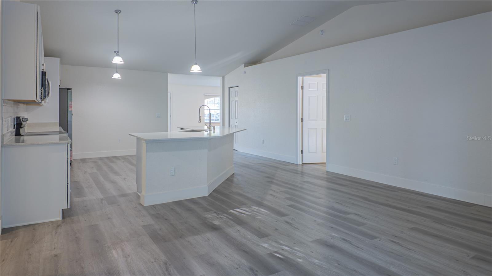 Image 16 of 62 For 4395 33rd Avenue