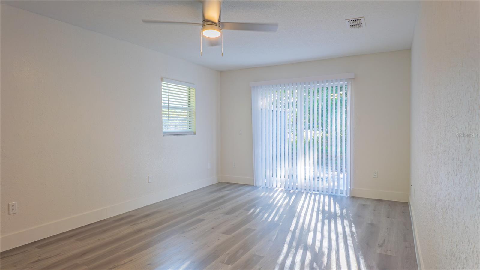 Image 18 of 62 For 4395 33rd Avenue