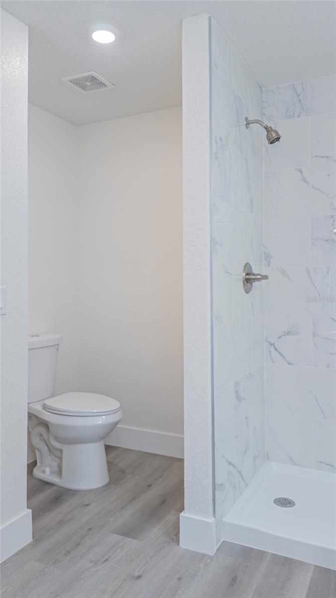 Image 22 of 62 For 4395 33rd Avenue