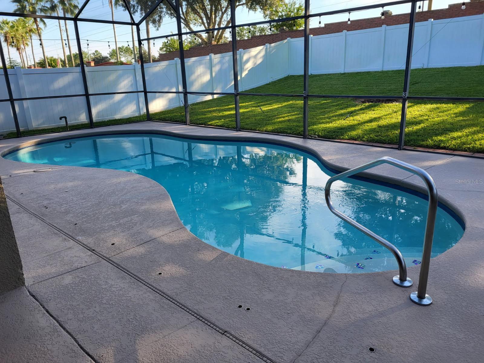 Image 13 of 13 For 15727 Markham Drive