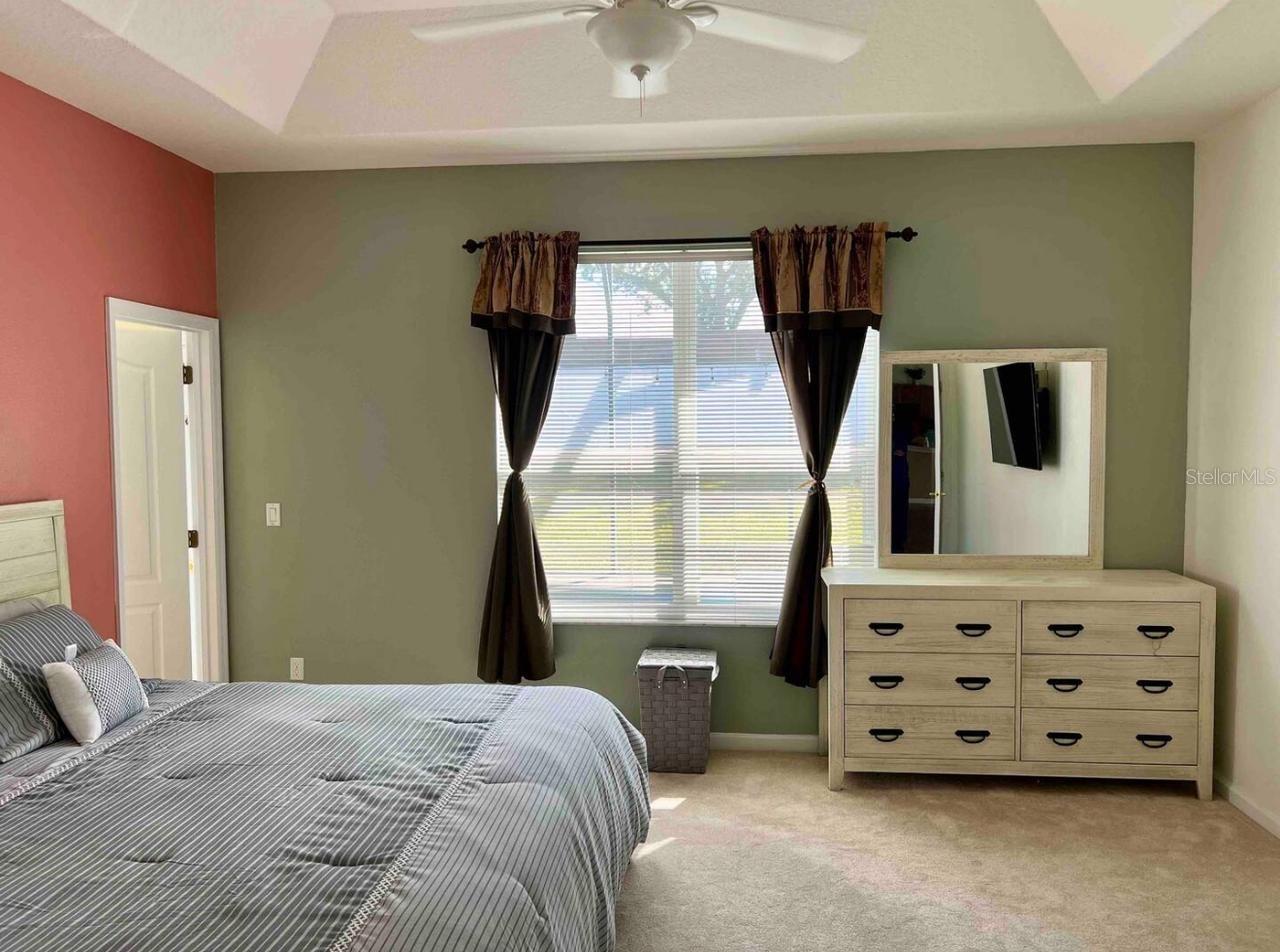 Image 6 of 13 For 15727 Markham Drive