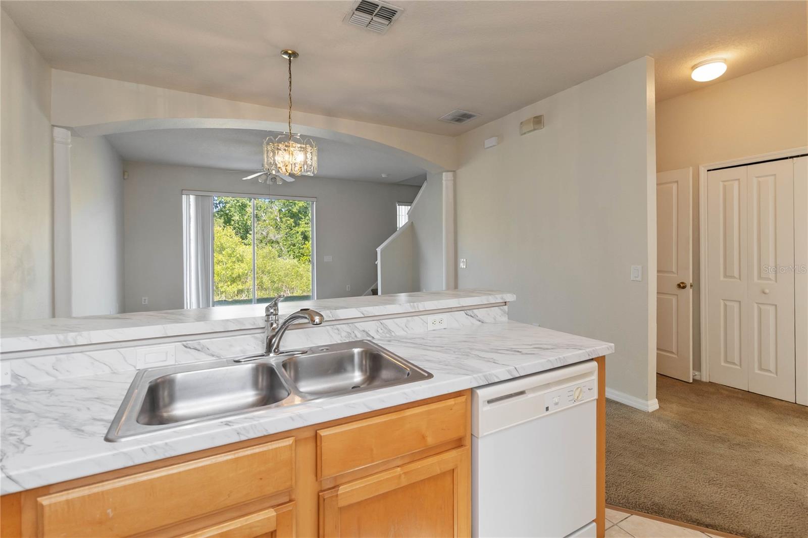 Image 12 of 30 For 214 Monroe Circle