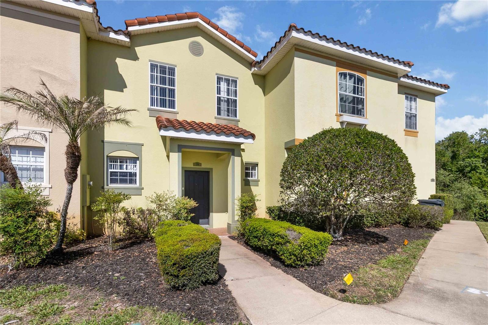 Image 2 of 30 For 214 Monroe Circle