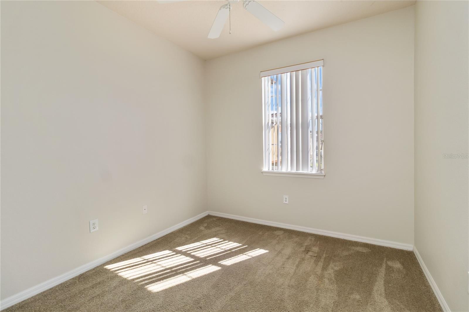 Image 21 of 30 For 214 Monroe Circle