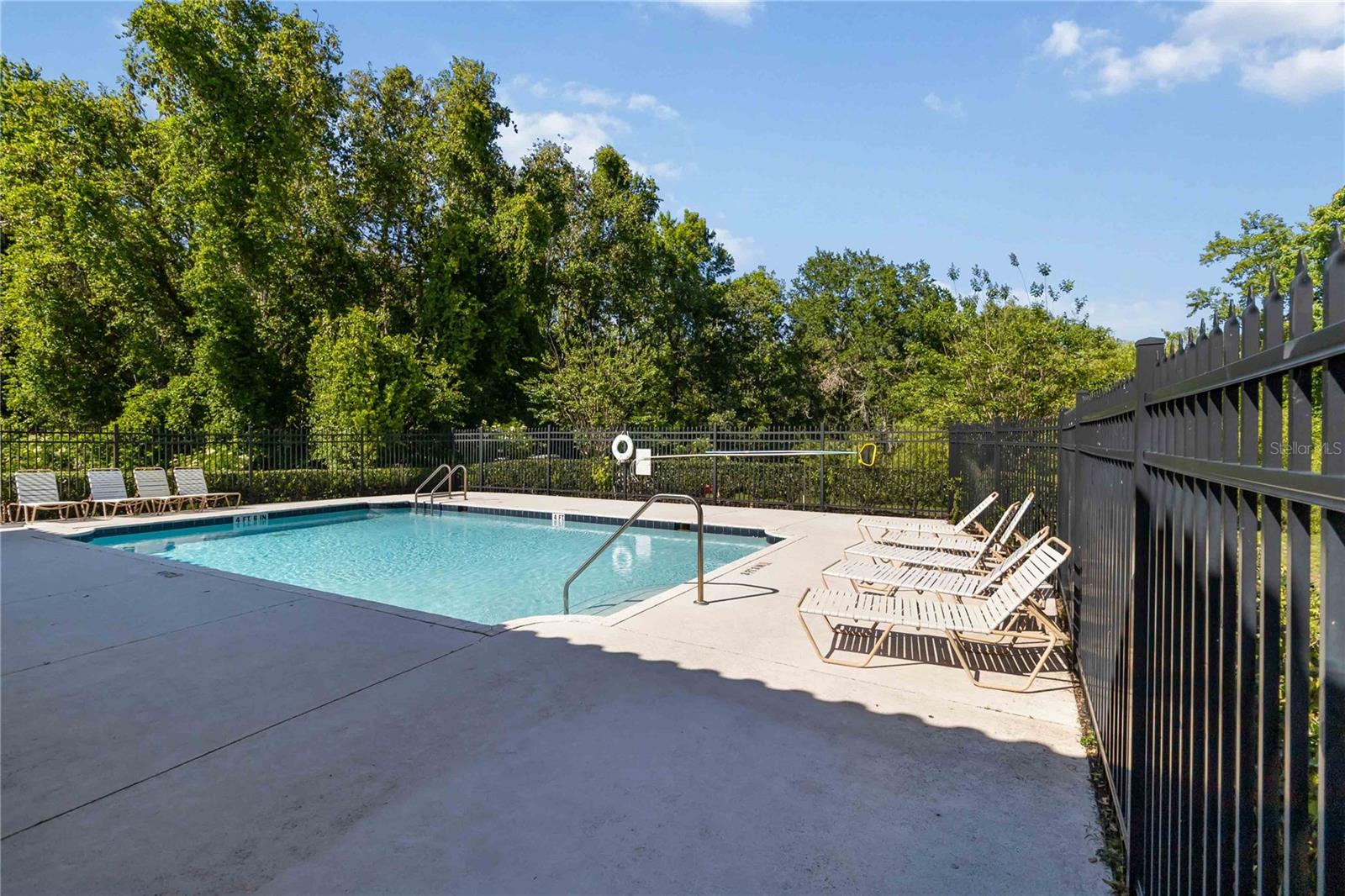 Image 28 of 30 For 214 Monroe Circle