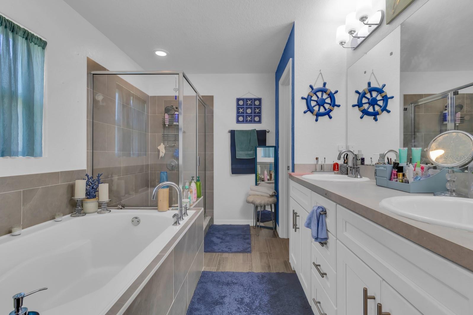 Image 18 of 31 For 205 Arbuthnot Street
