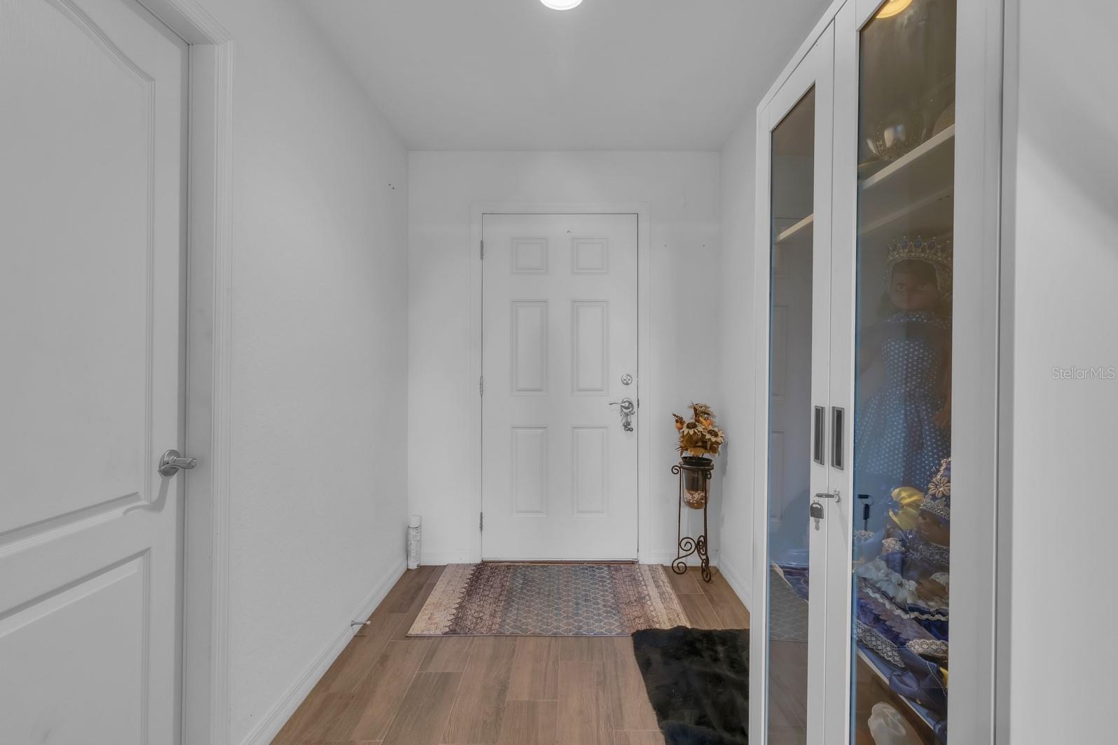 Image 7 of 31 For 205 Arbuthnot Street
