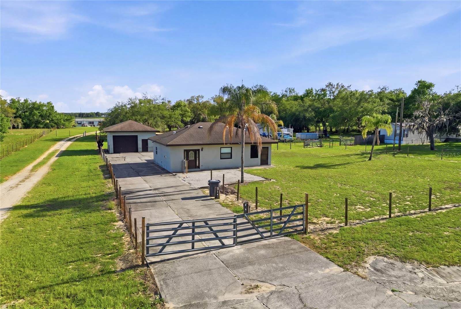 Image 2 of 30 For 29 Coyer Rd  2