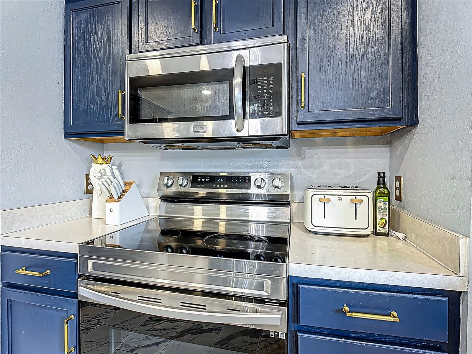 Image 10 of 69 For 965 Alsace Drive