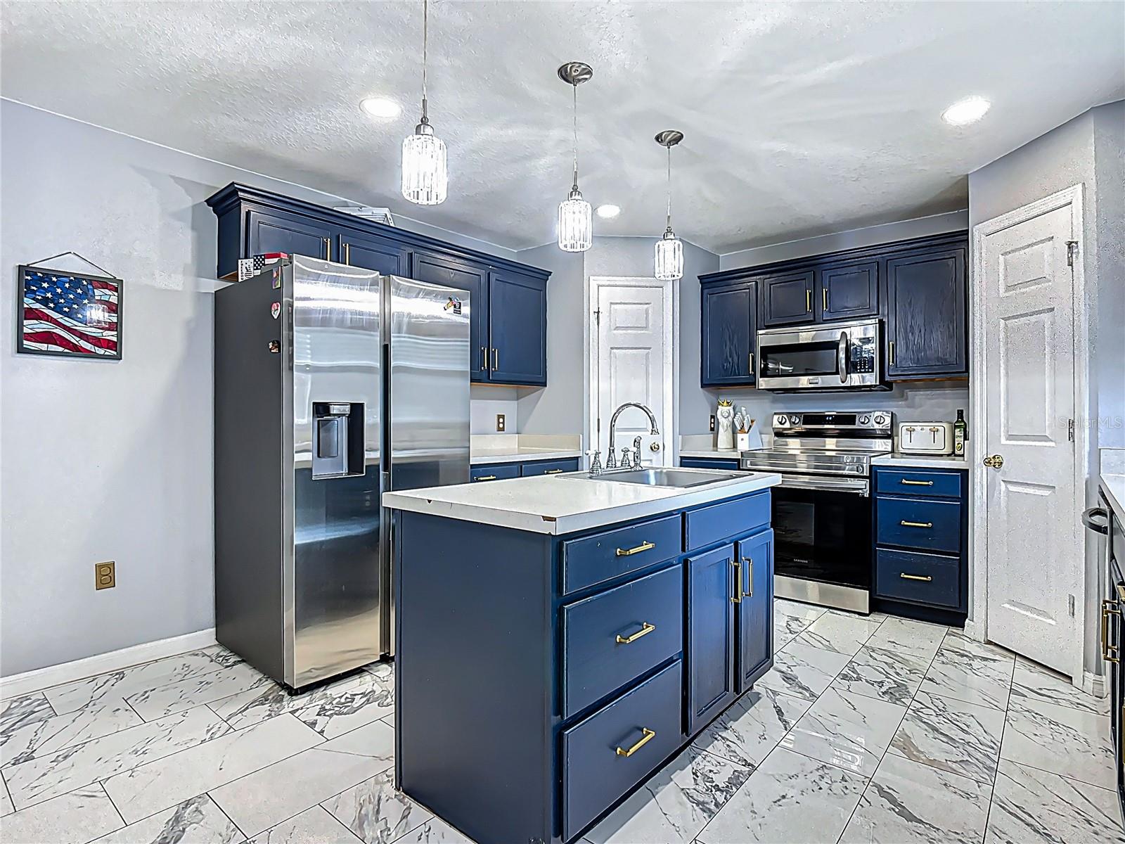 Image 14 of 69 For 965 Alsace Drive