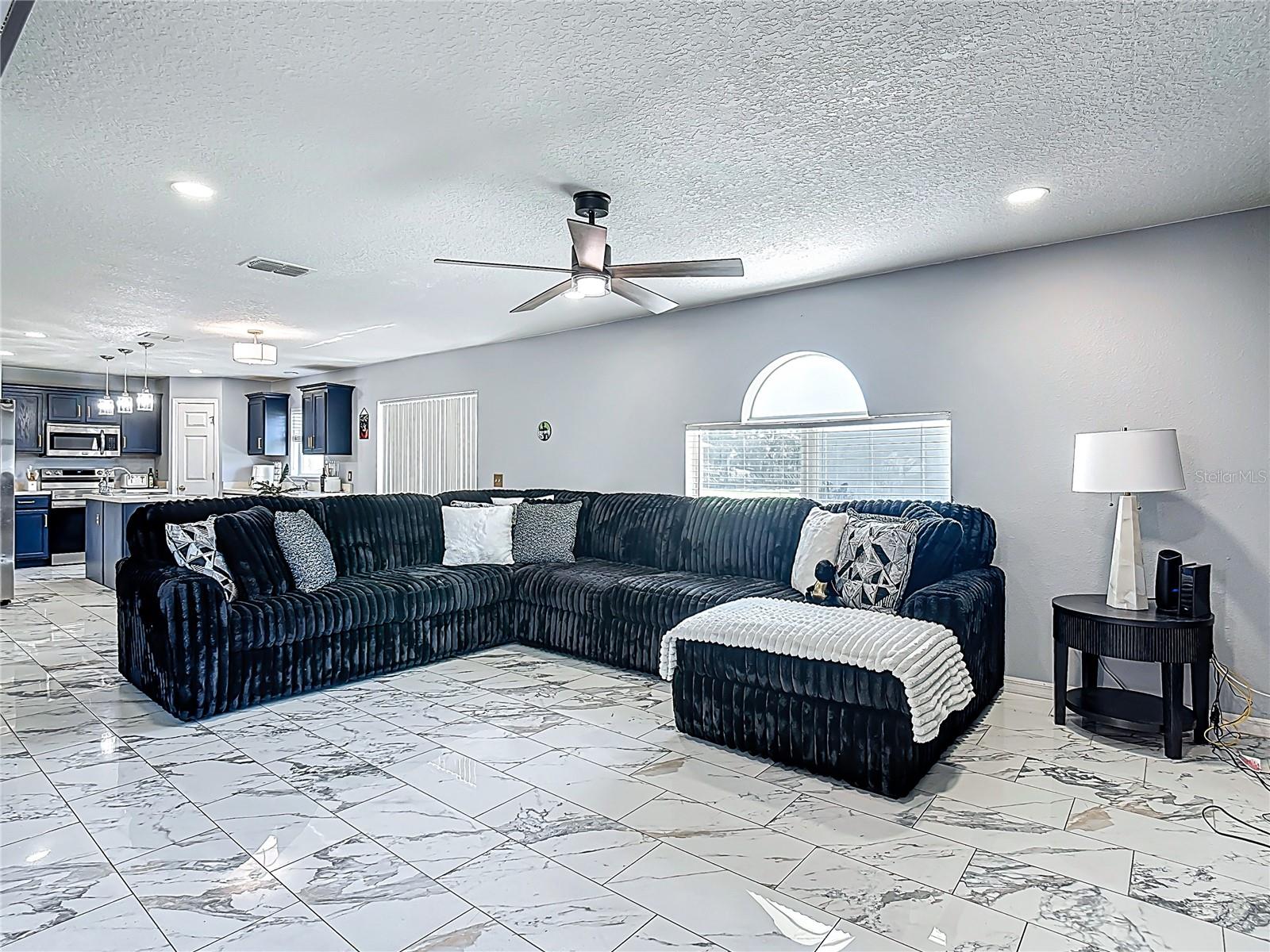 Image 20 of 69 For 965 Alsace Drive