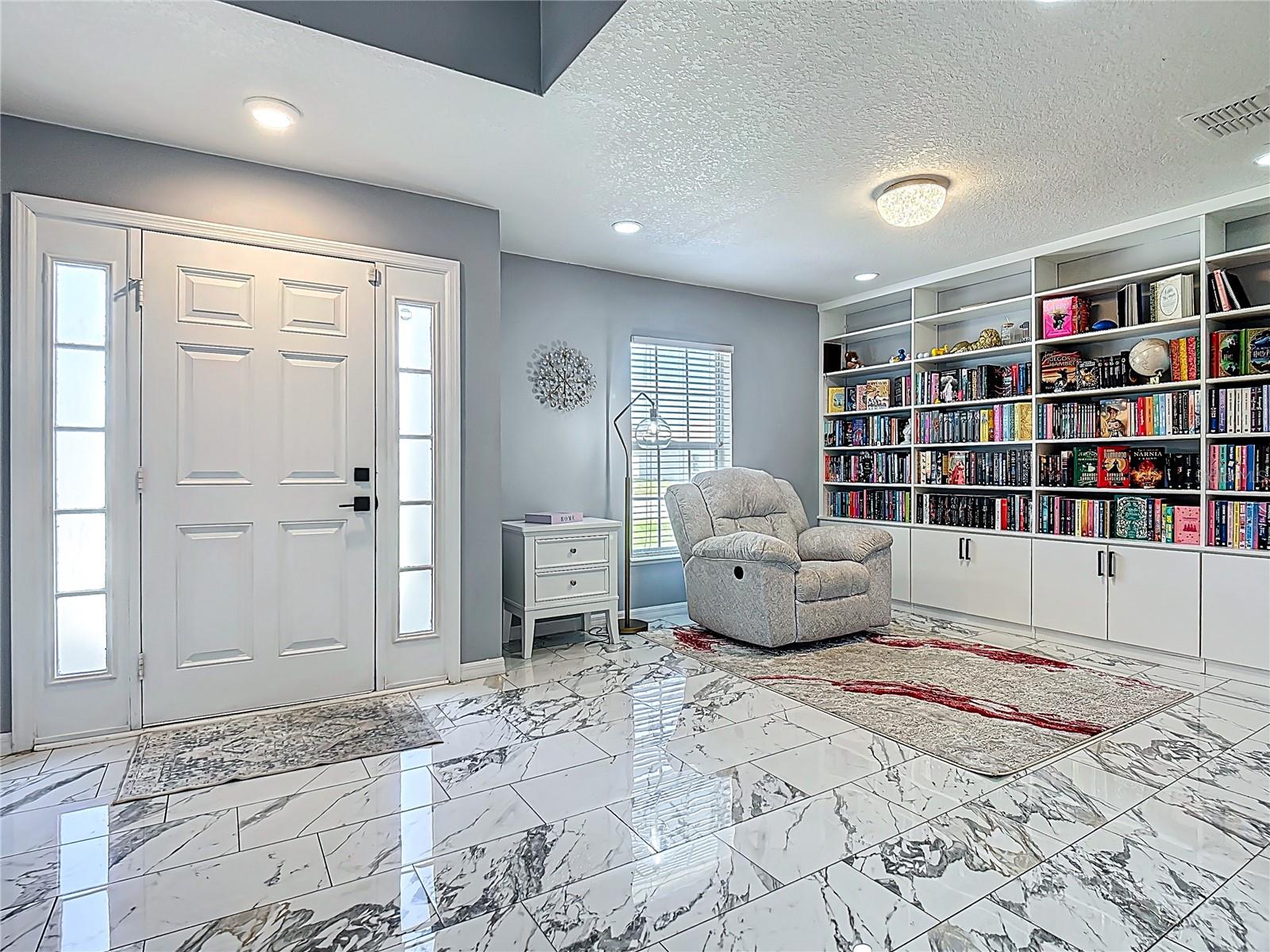 Image 4 of 69 For 965 Alsace Drive