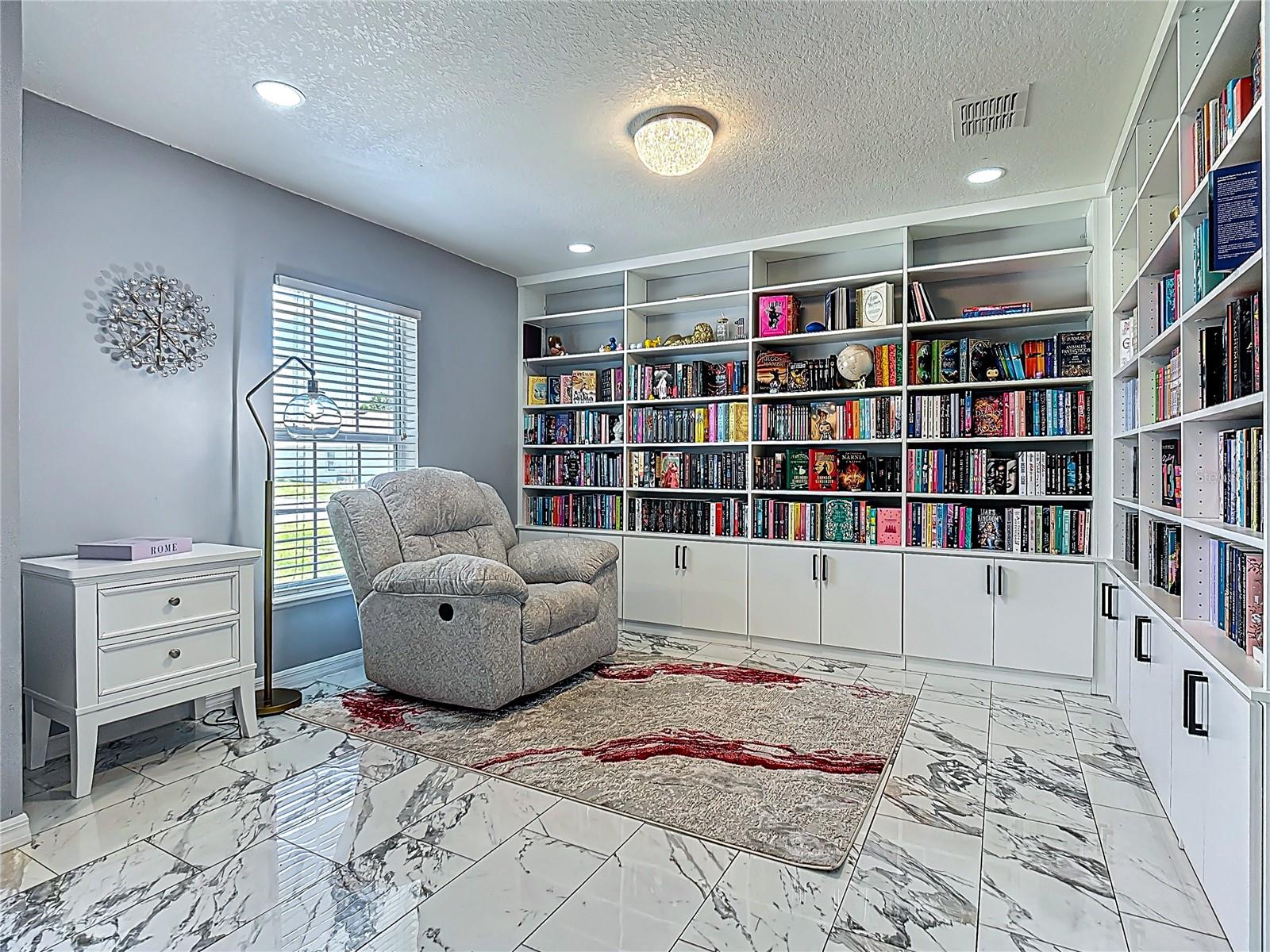 Image 5 of 69 For 965 Alsace Drive