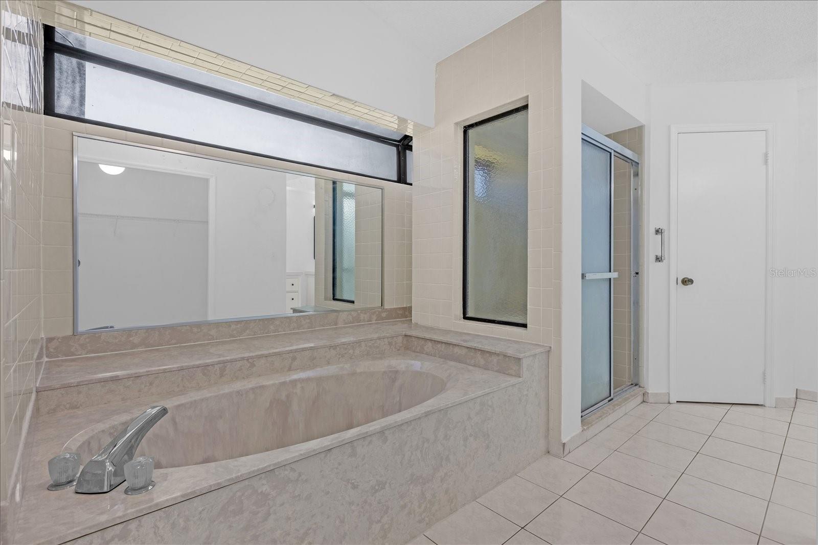 Image 13 of 30 For 9011 Chapman Oak Court