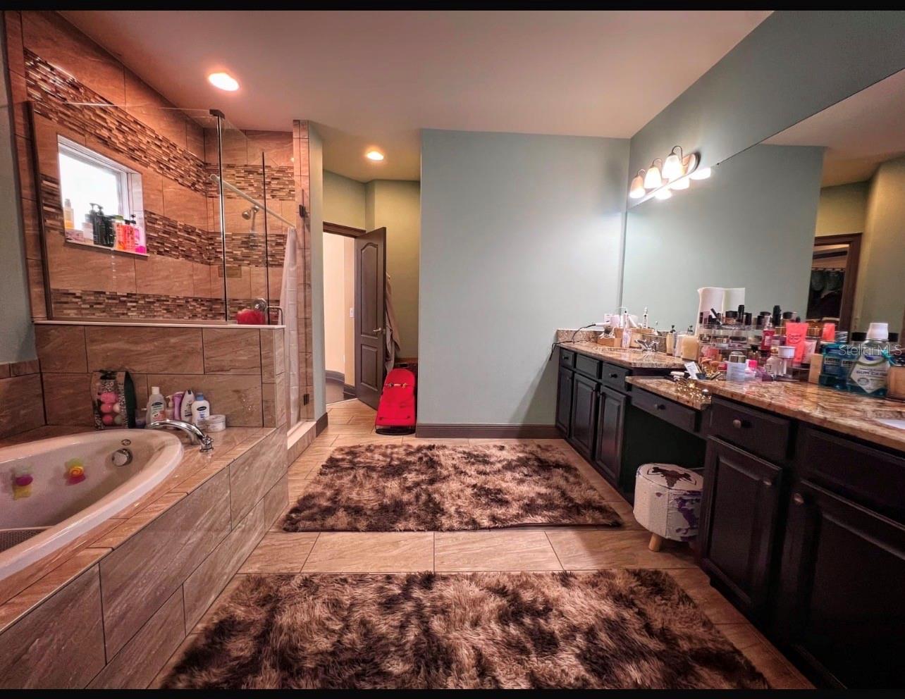 Image 13 of 27 For 9406 Dugard Court