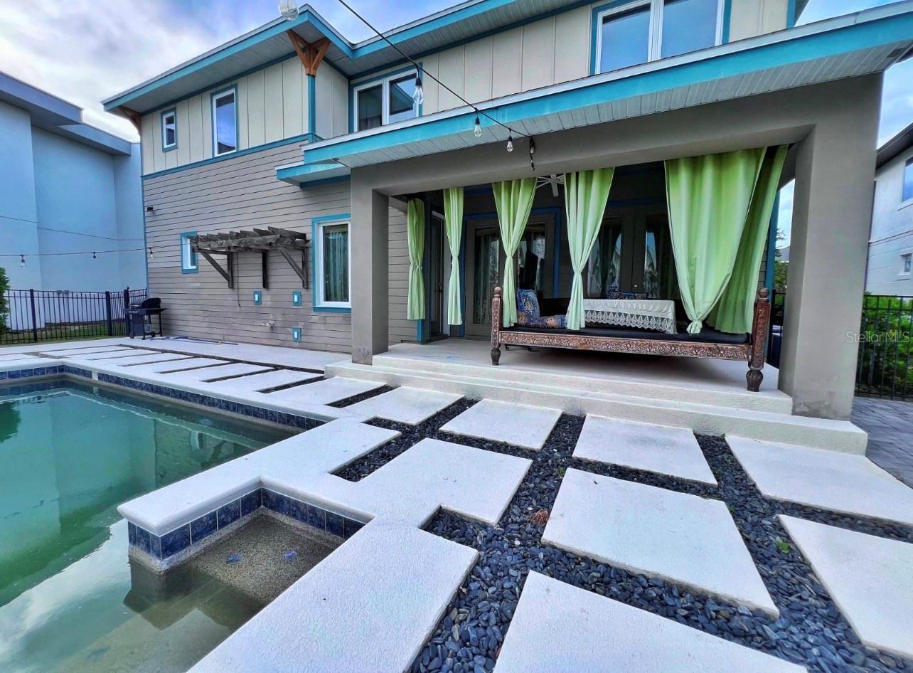 Image 22 of 27 For 9406 Dugard Court