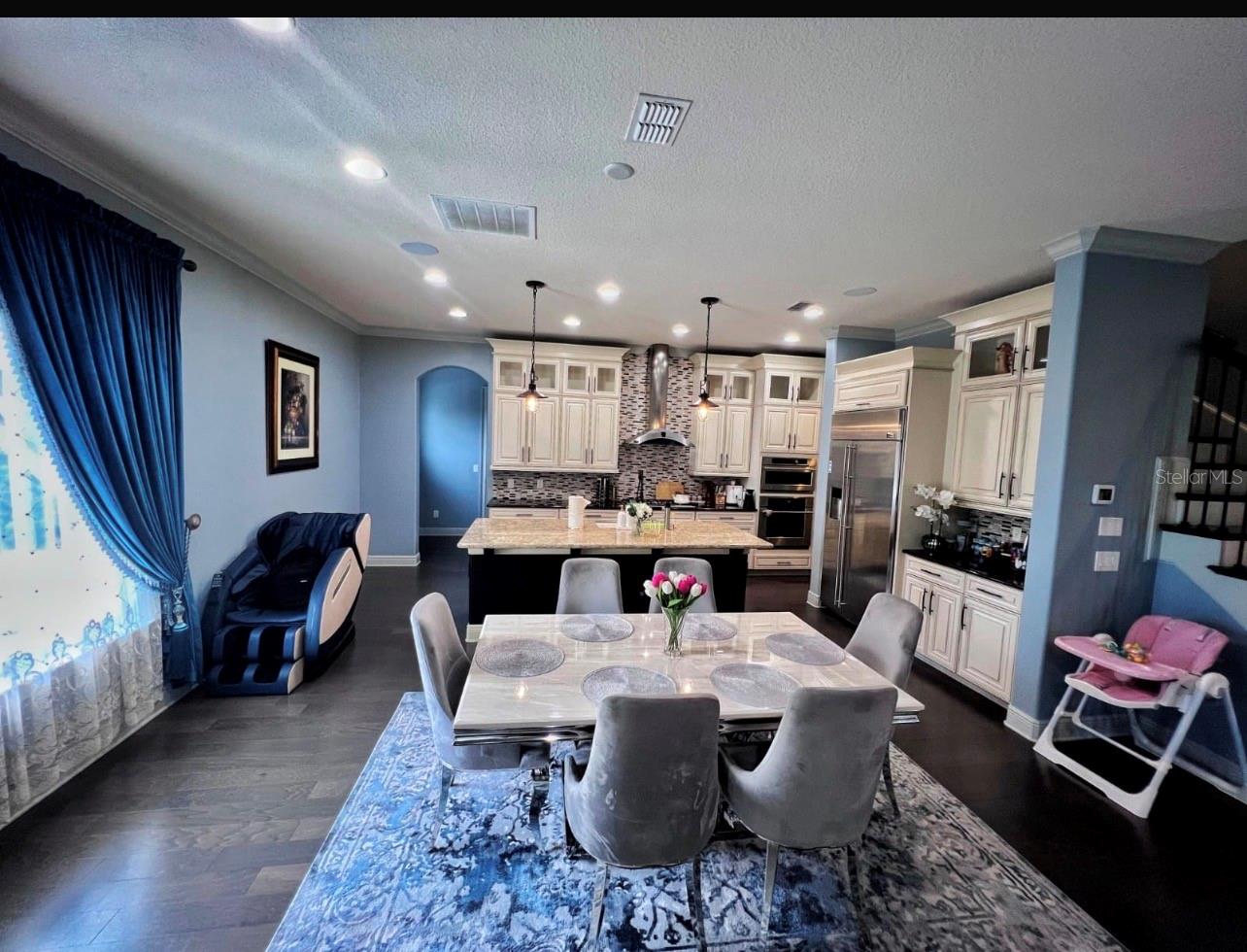 Image 4 of 27 For 9406 Dugard Court