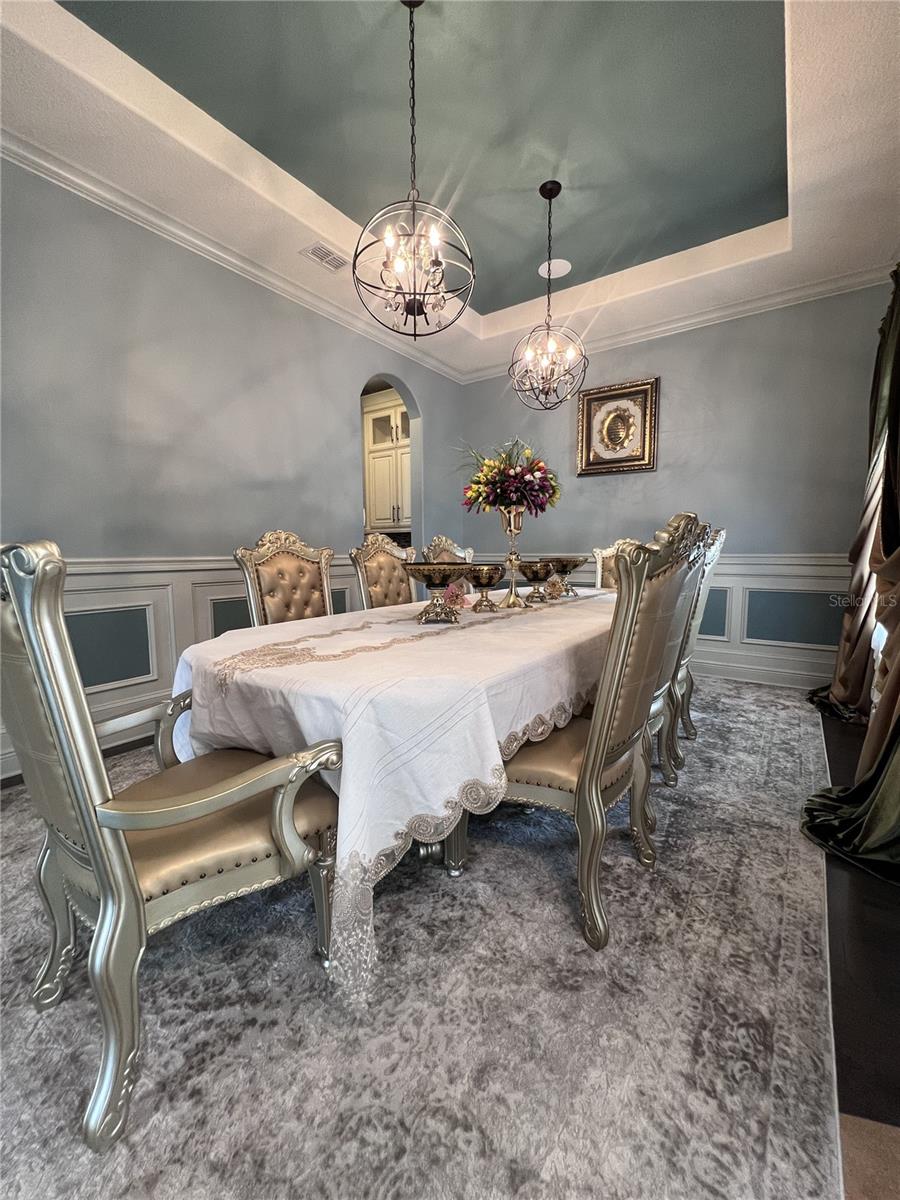 Image 7 of 27 For 9406 Dugard Court