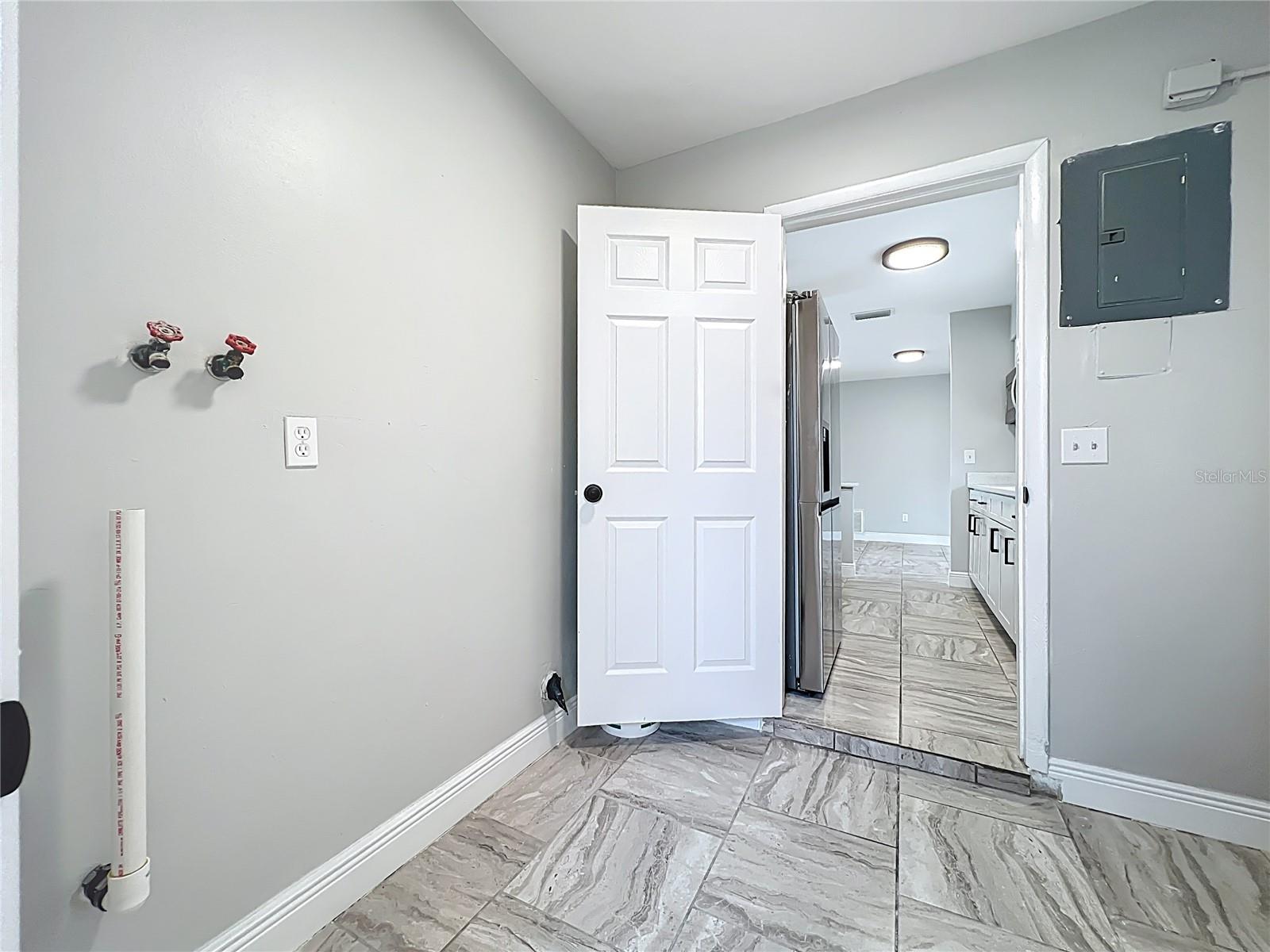 Image 16 of 20 For 1509 Sunbird Terrace