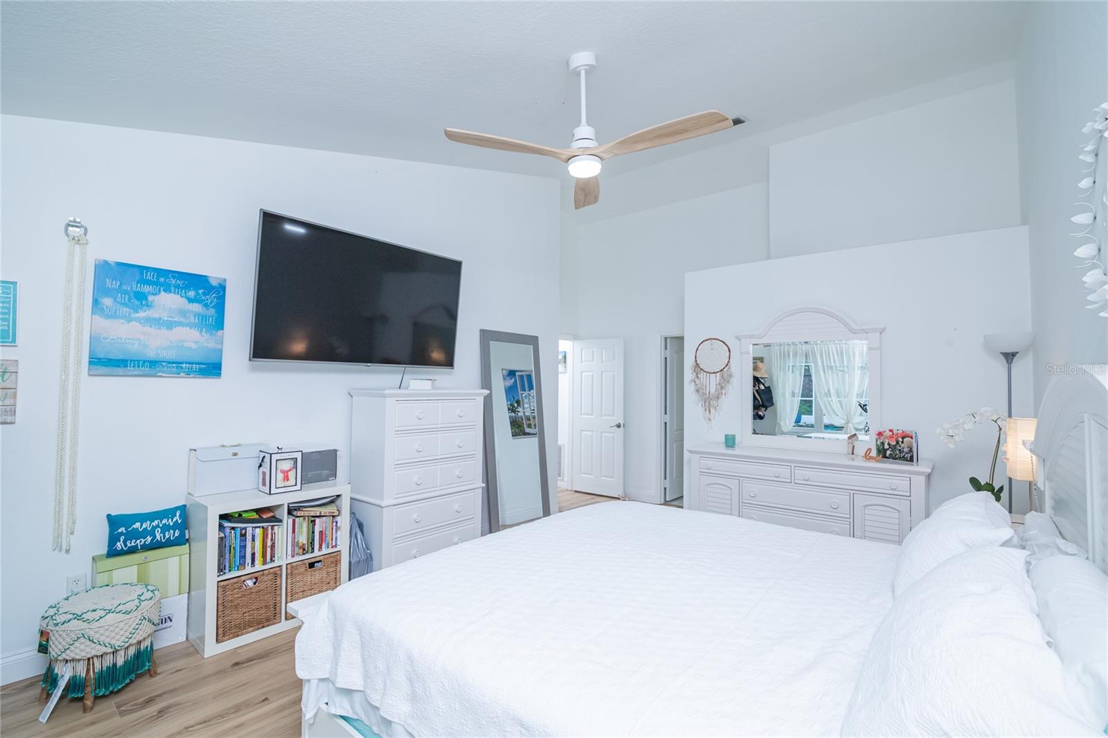 Image 20 of 34 For 3267 Amaca Circle