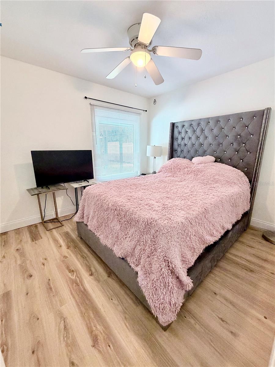 Image 23 of 34 For 3267 Amaca Circle