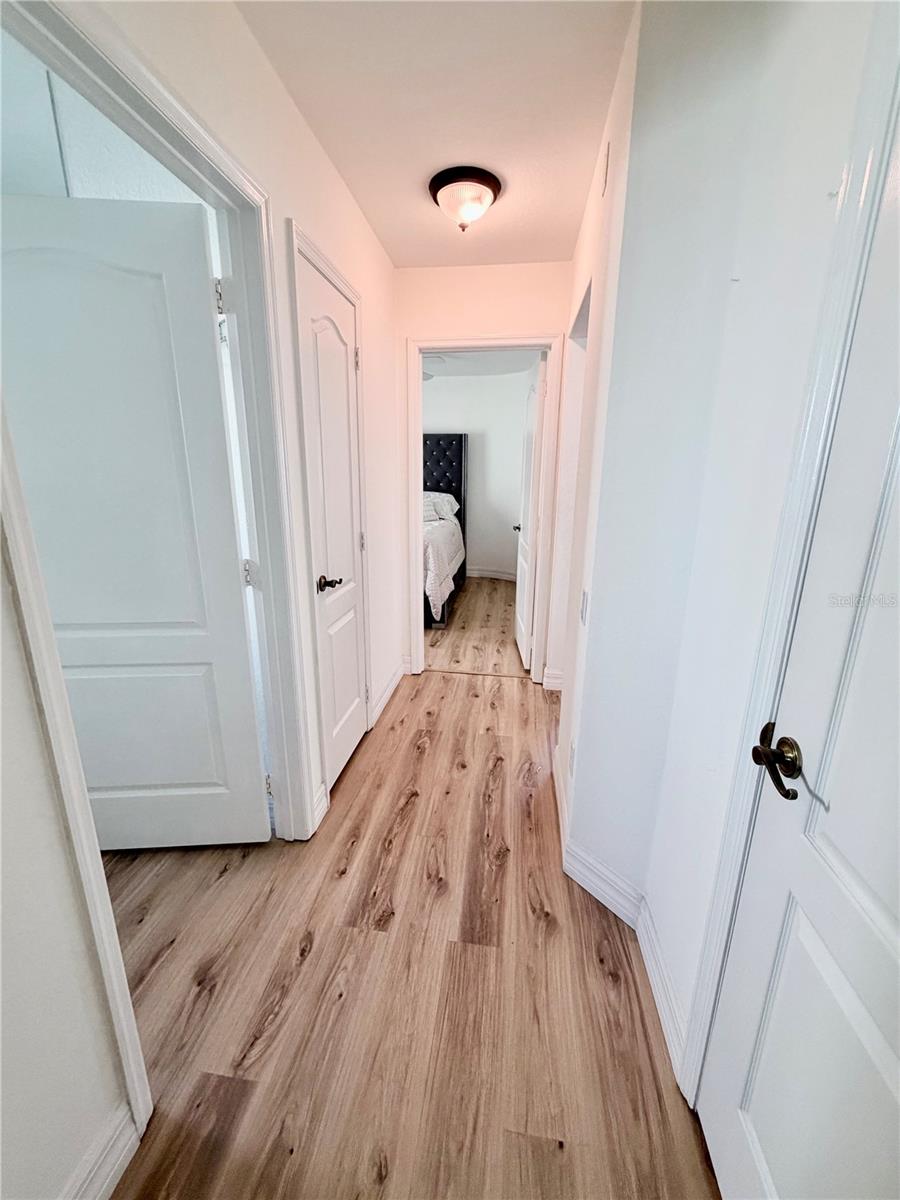 Image 24 of 34 For 3267 Amaca Circle