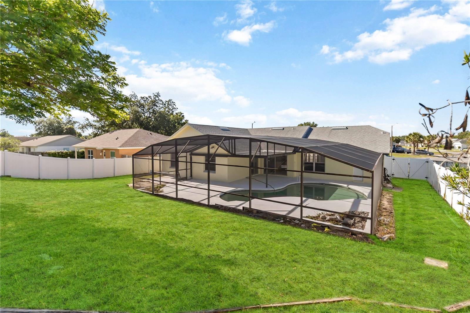 Image 36 of 51 For 7771 Indian Ridge Trail N