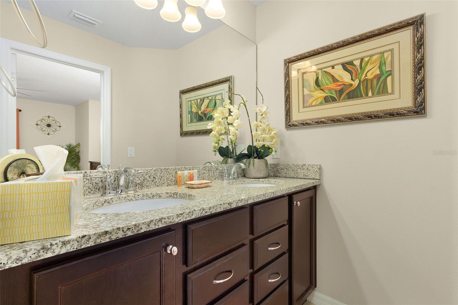 Image 29 of 93 For 8912 Rhodes Street