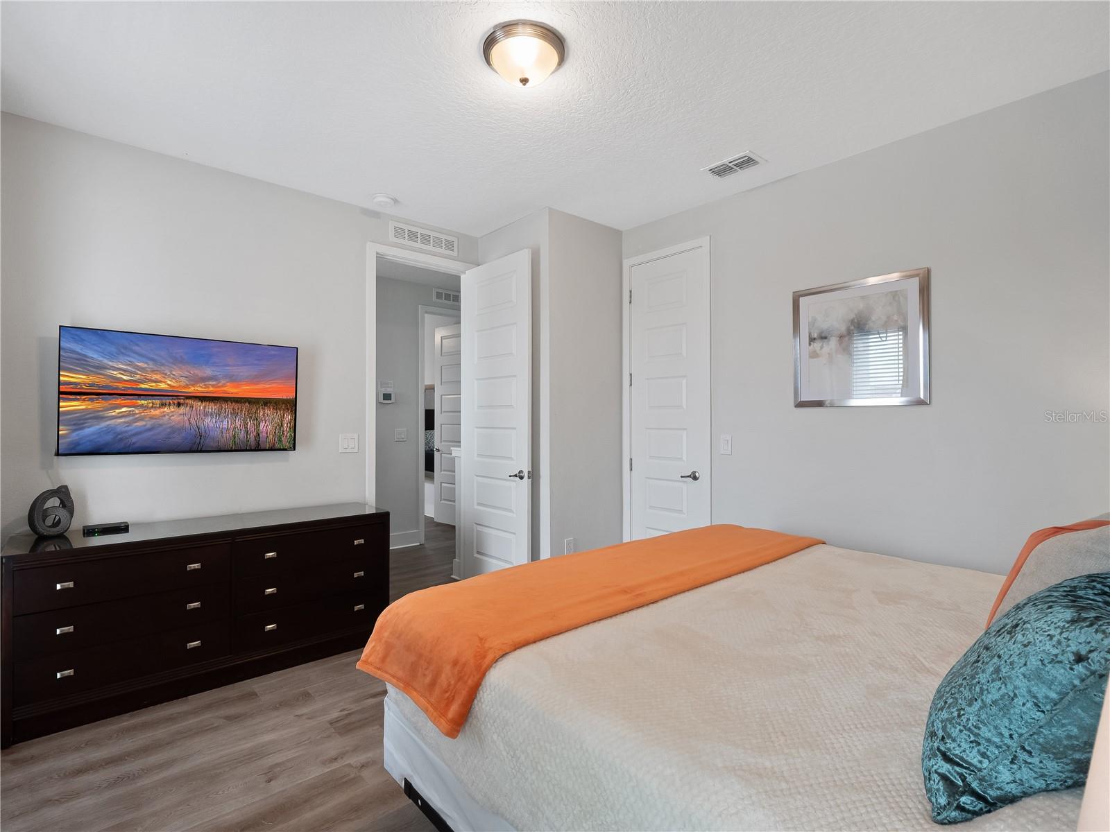 Image 16 of 48 For 7613 Wilmington Loop