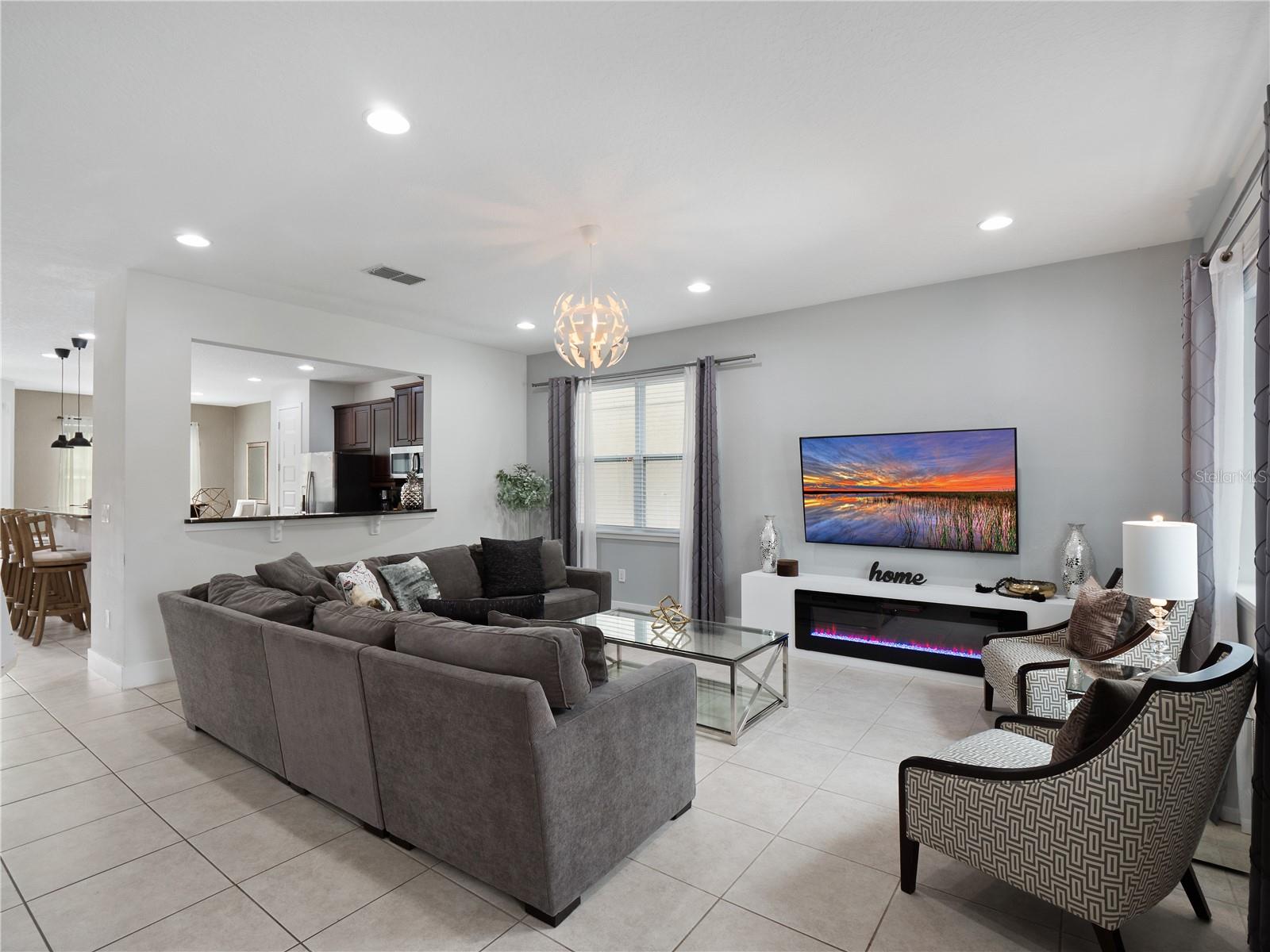 Image 6 of 48 For 7613 Wilmington Loop