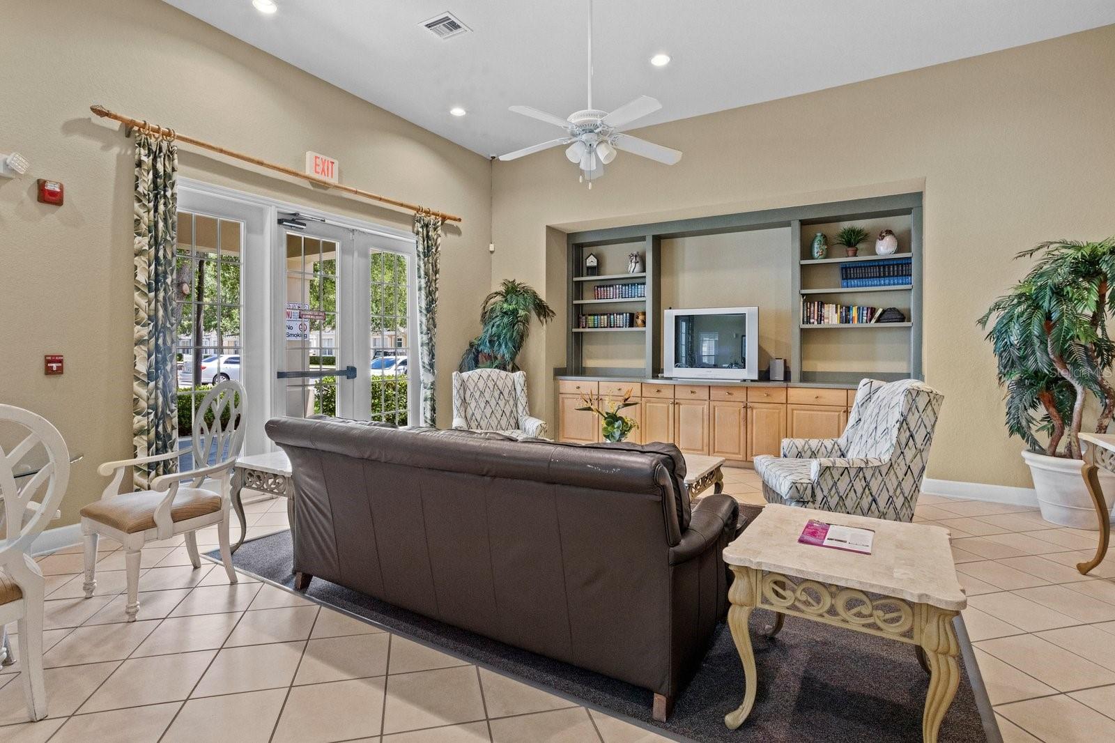 Image 33 of 42 For 4013 Venetian Bay Drive 107