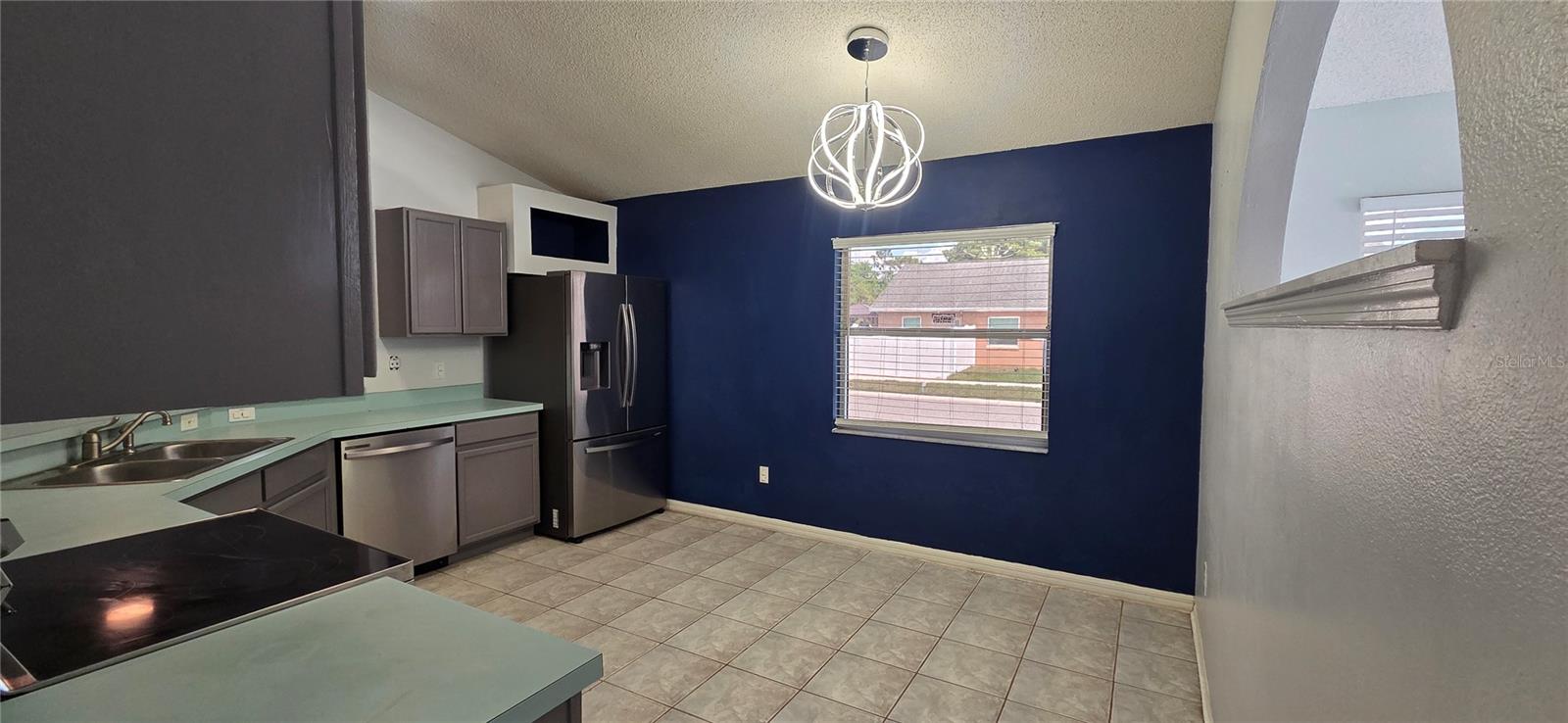 Image 12 of 21 For 282 Briar Bay Circle