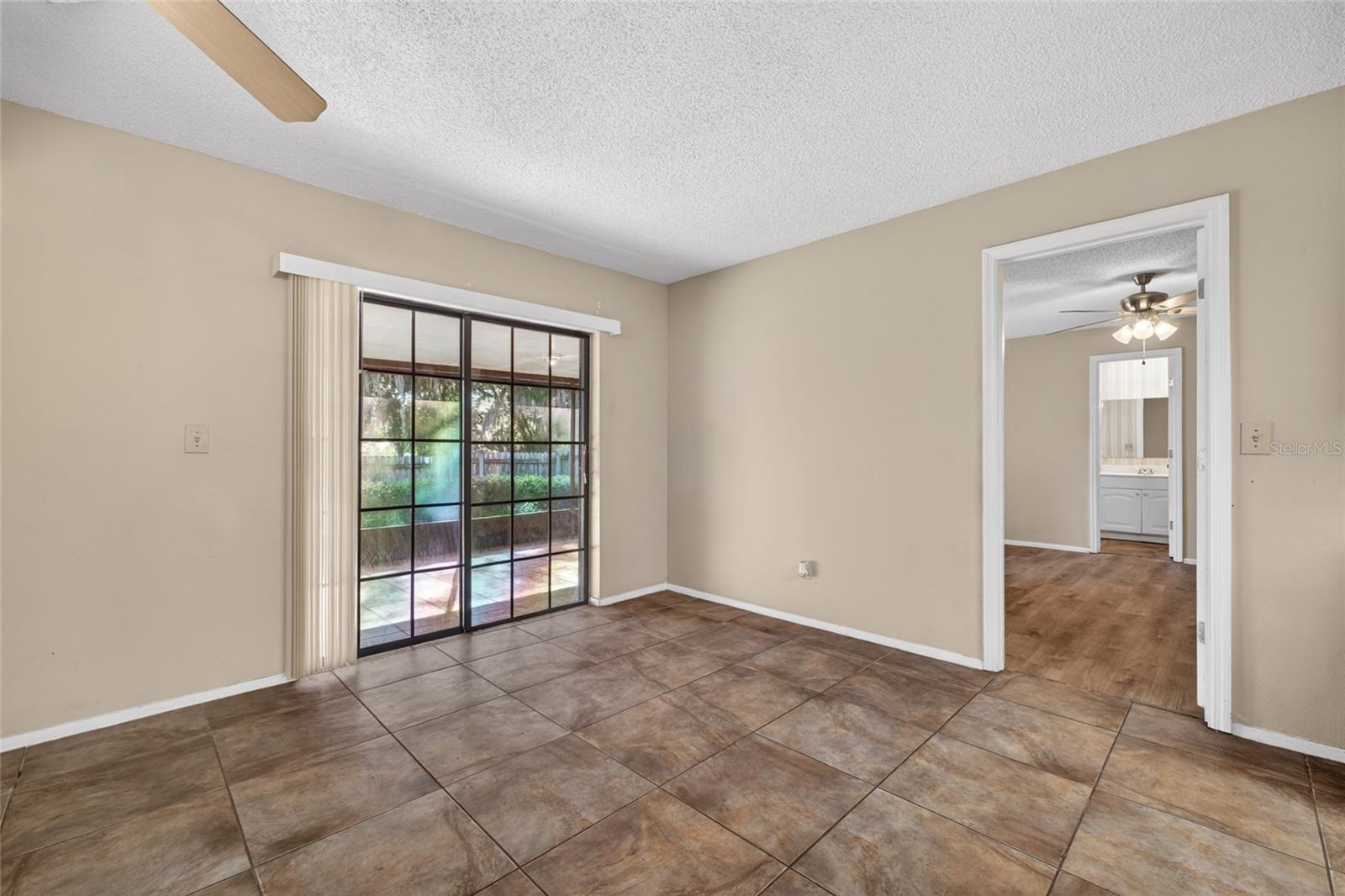 Image 10 of 37 For 850 Lake Elbert Park Ne