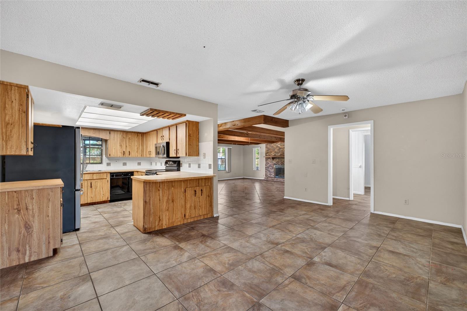 Image 12 of 37 For 850 Lake Elbert Park Ne