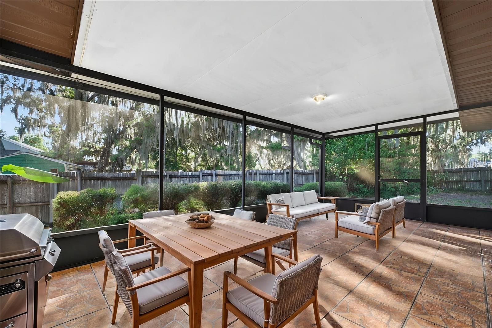 Image 29 of 37 For 850 Lake Elbert Park Ne