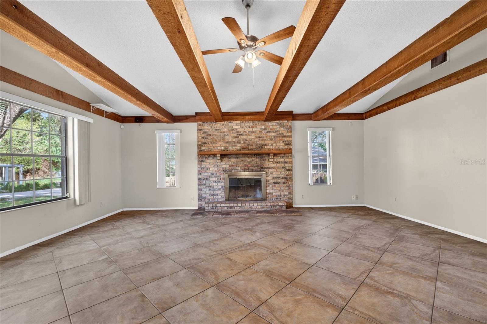 Image 6 of 37 For 850 Lake Elbert Park Ne