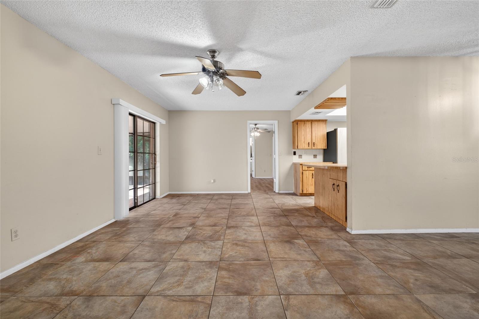 Image 9 of 37 For 850 Lake Elbert Park Ne