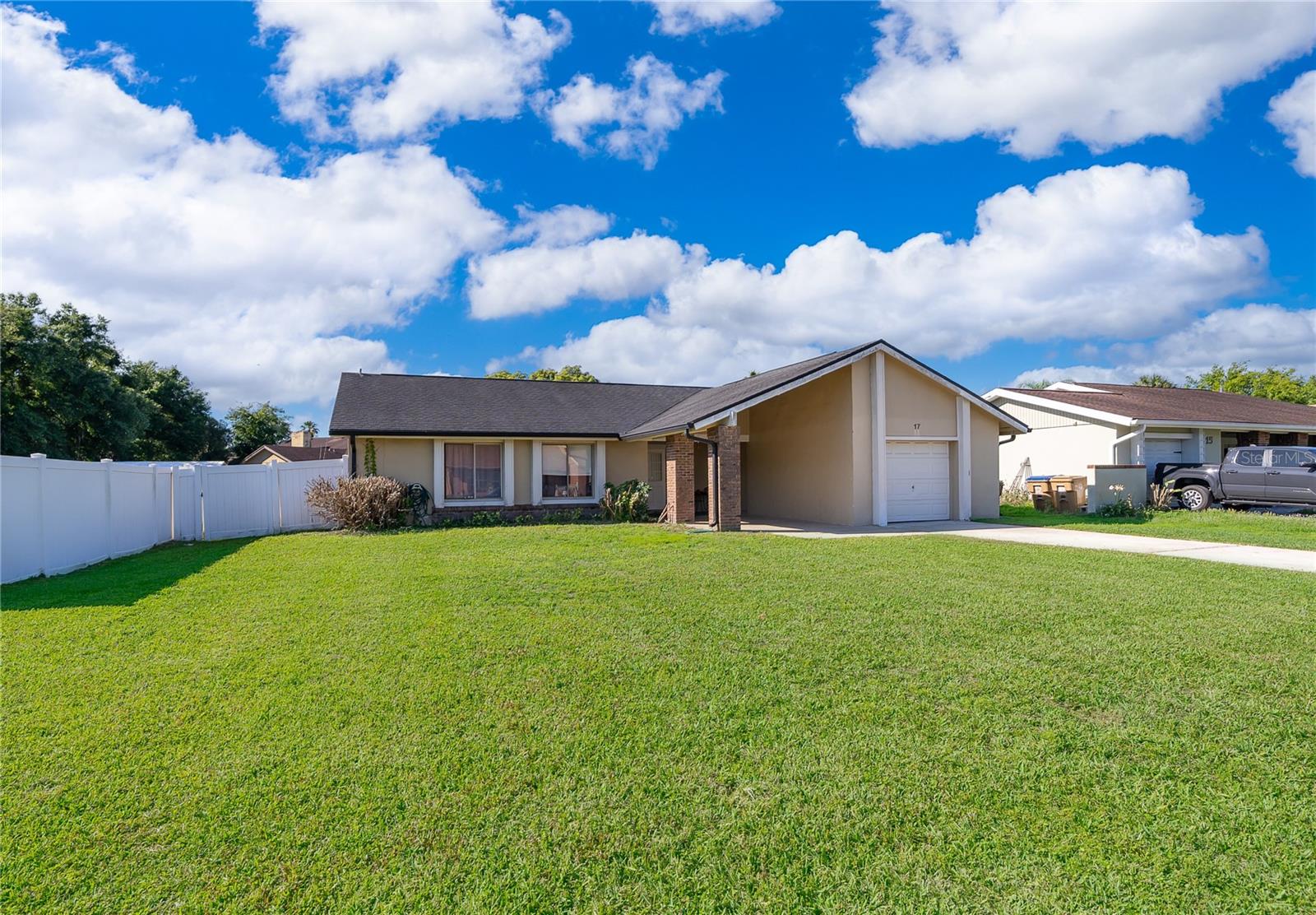 Image 2 of 25 For 17 Flag Drive