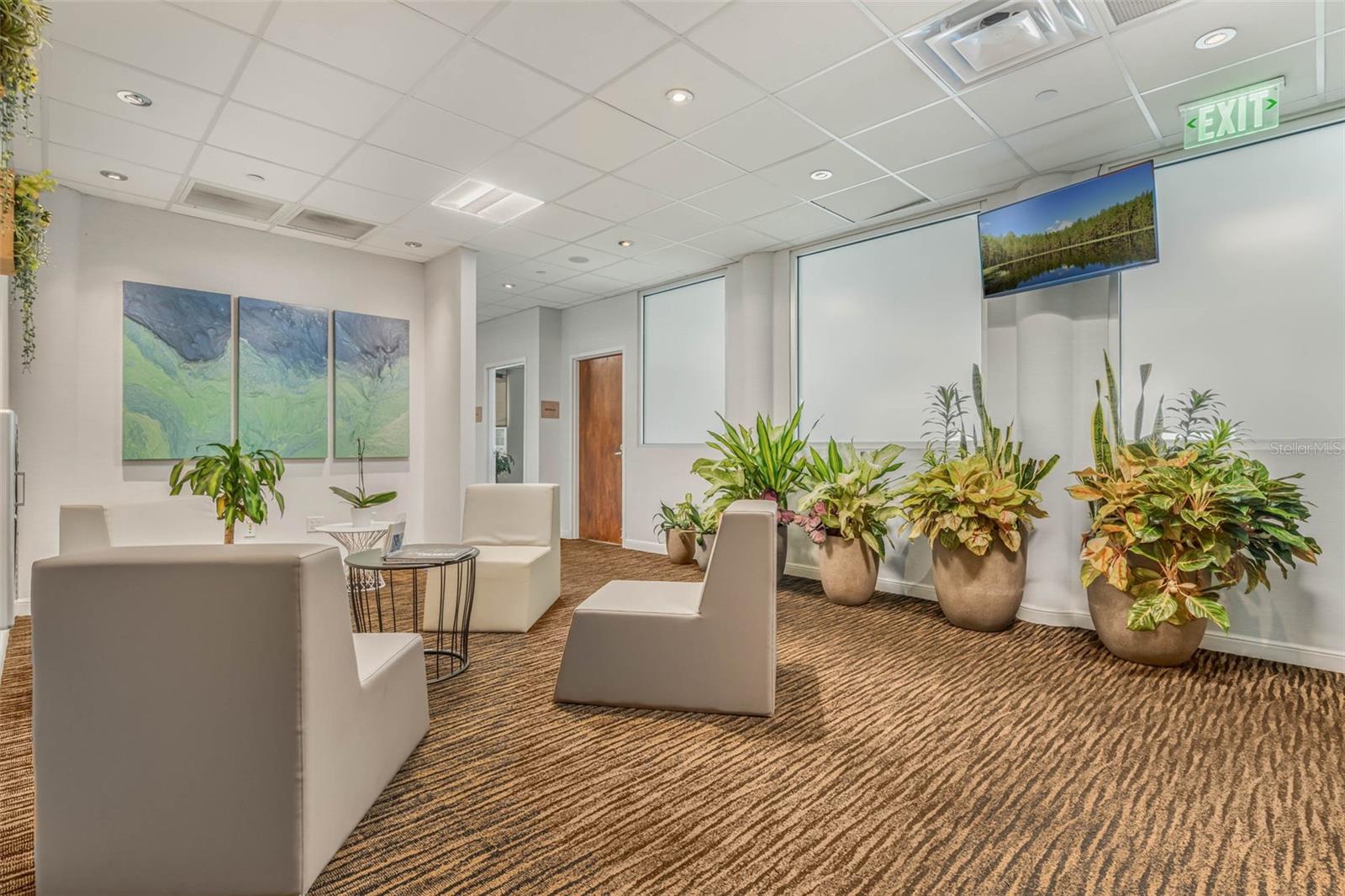 Image 25 of 38 For 225 Celebration Place 216