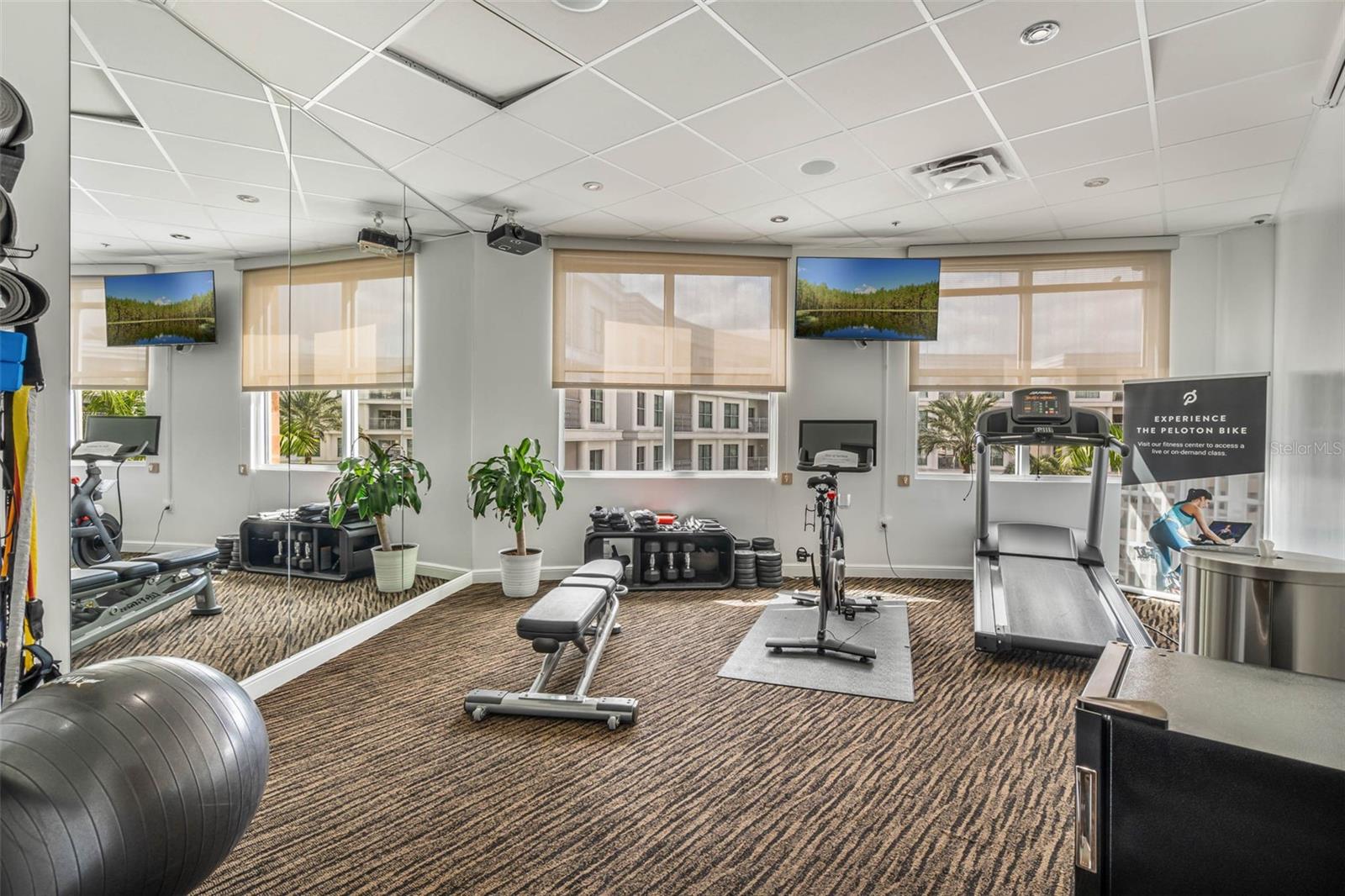 Image 26 of 38 For 225 Celebration Place 216