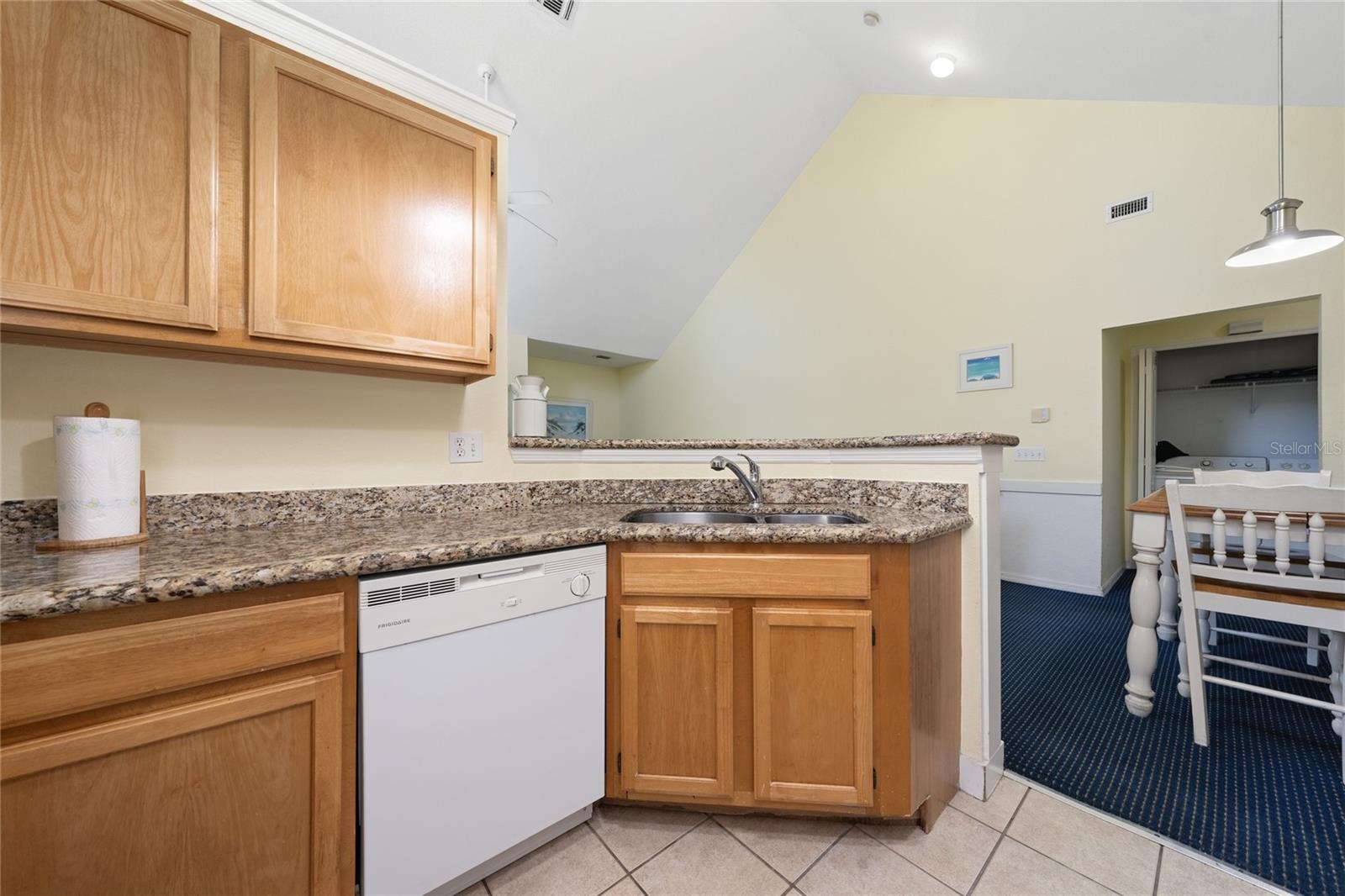 Image 13 of 28 For 3006 Bonfire Beach Drive 204