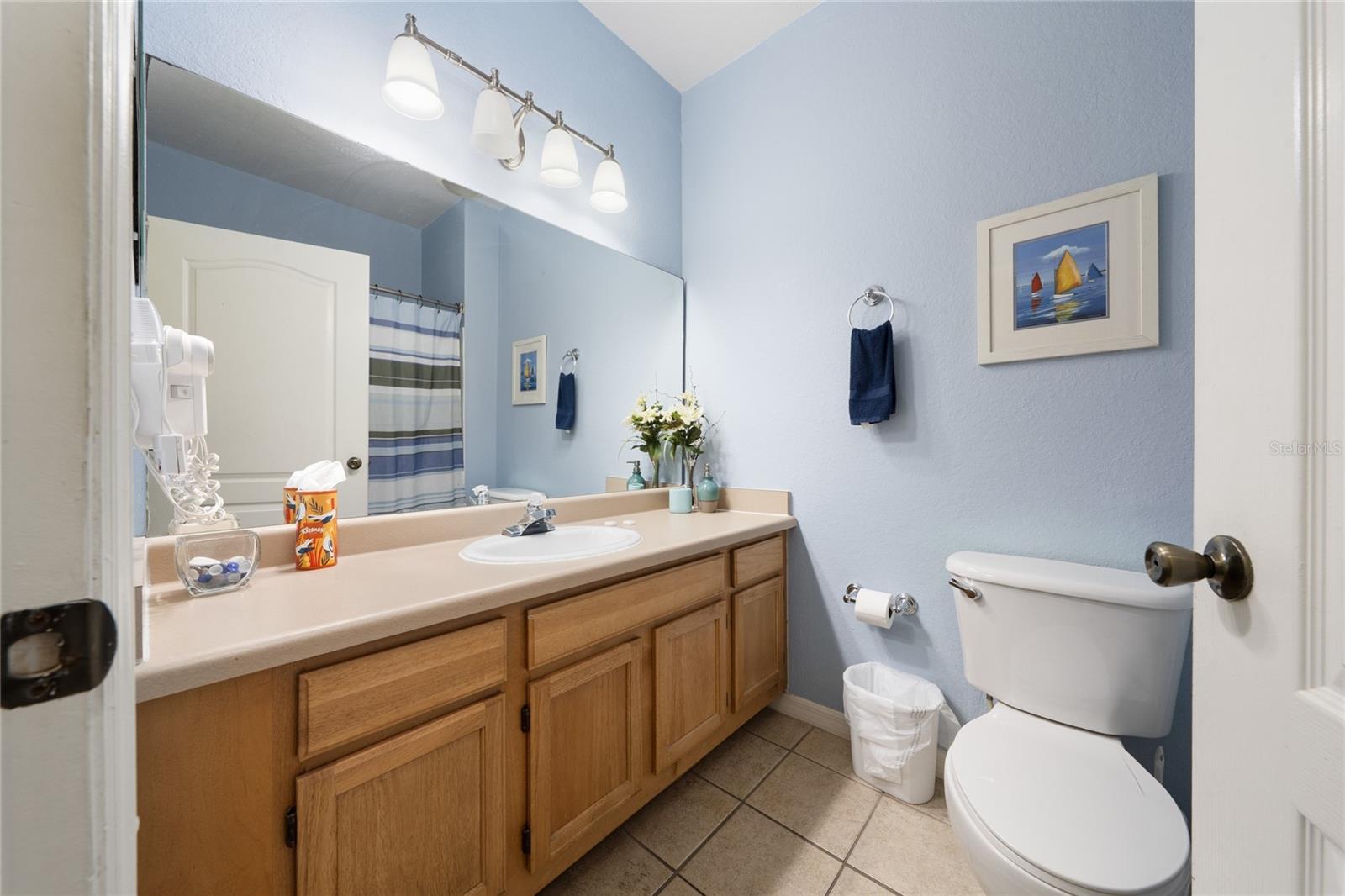 Image 17 of 28 For 3006 Bonfire Beach Drive 204