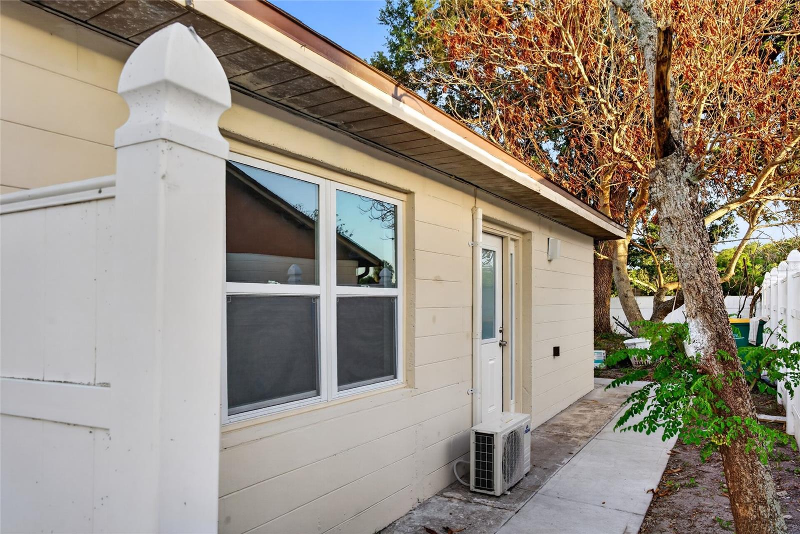 Details for 536 Royal Palm Drive, KISSIMMEE, FL 34743